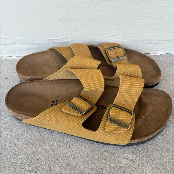 Tan and brown Birkenstock Arizona sandals - Picture 1 of 6